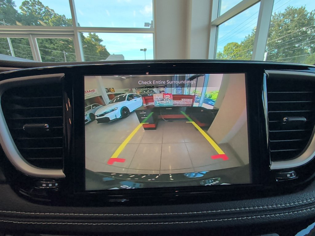 2026 Chrysler Pacifica Select - Photo 22