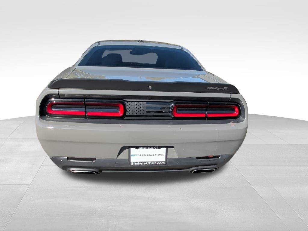 2018 Dodge Challenger R/T 392 photo 4