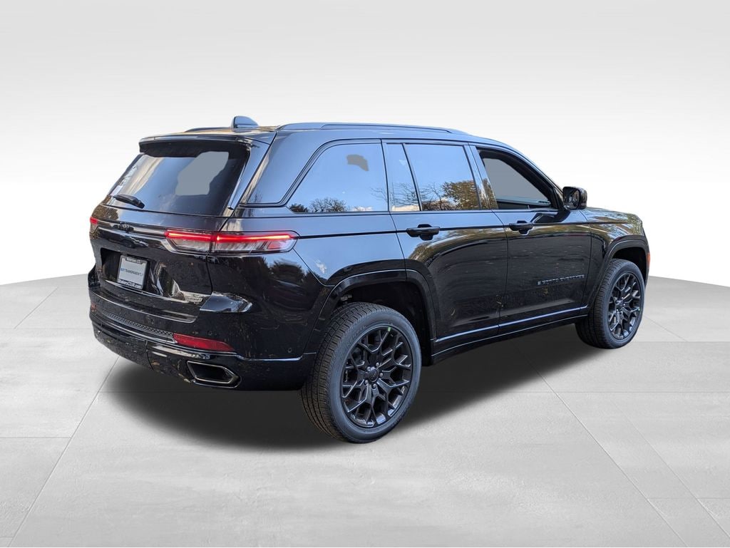 New 2025 Jeep Grand Cherokee SUMMIT 4X4 Sport Utility
