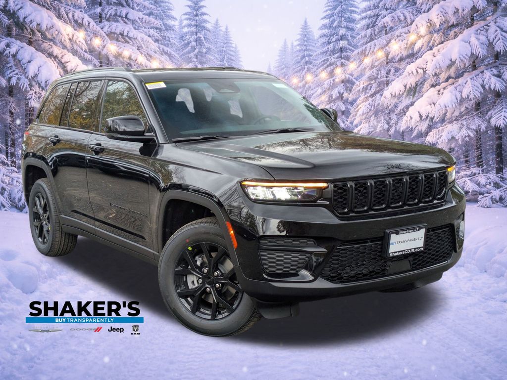 2025 Jeep Grand Cherokee Altitude's photo