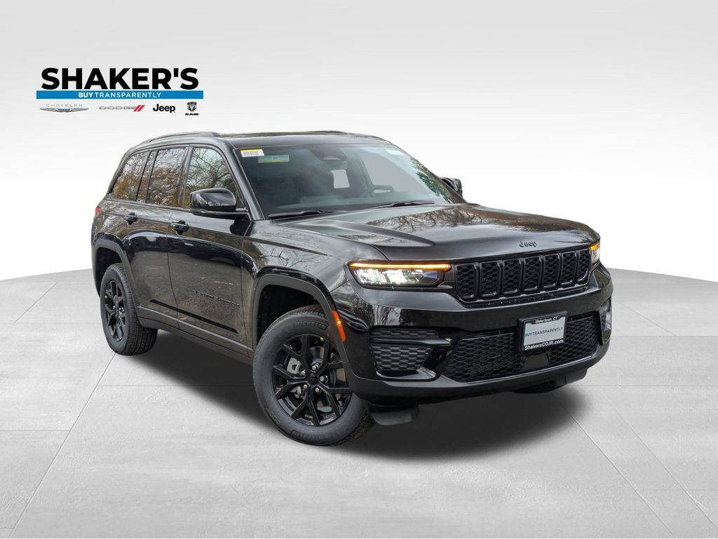 2025 Jeep Grand Cherokee Altitude's photo