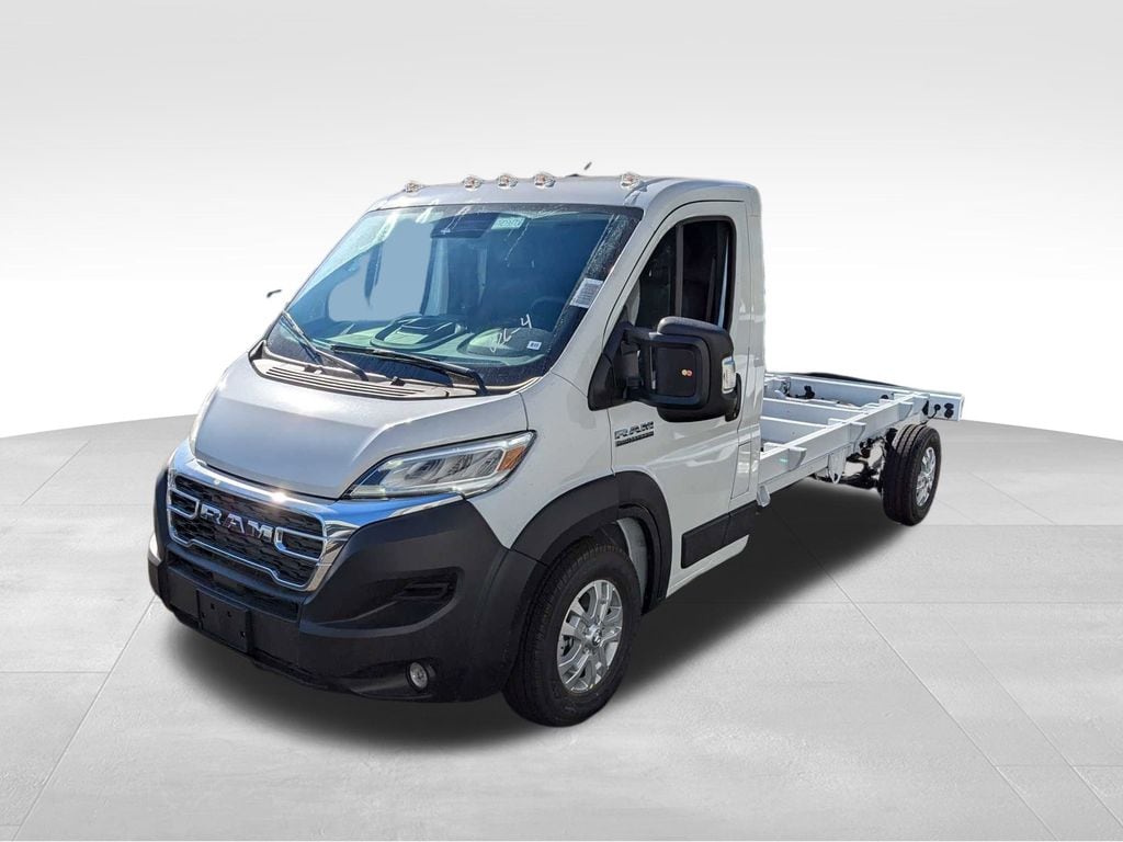 New 2024 Ram ProMaster PROMASTER 3500 SLT CUTAWAY 159' WB EXT / 104' CA Pickup