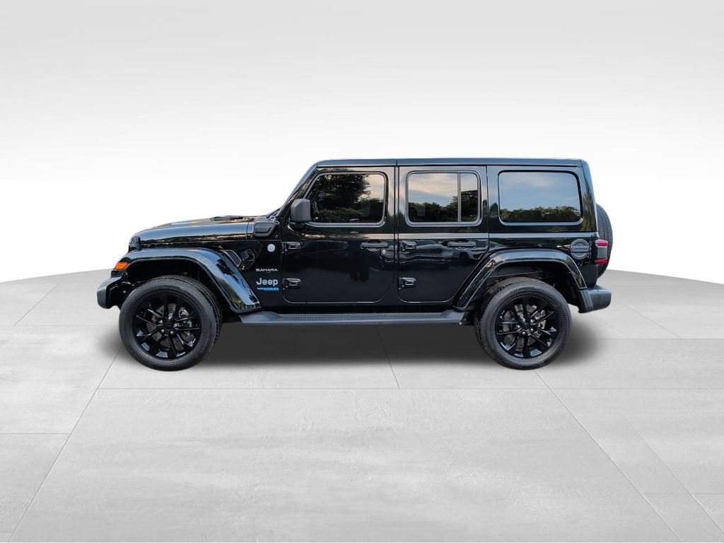 2021 Jeep Wrangler Unlimited Sahara 4xe photo 2