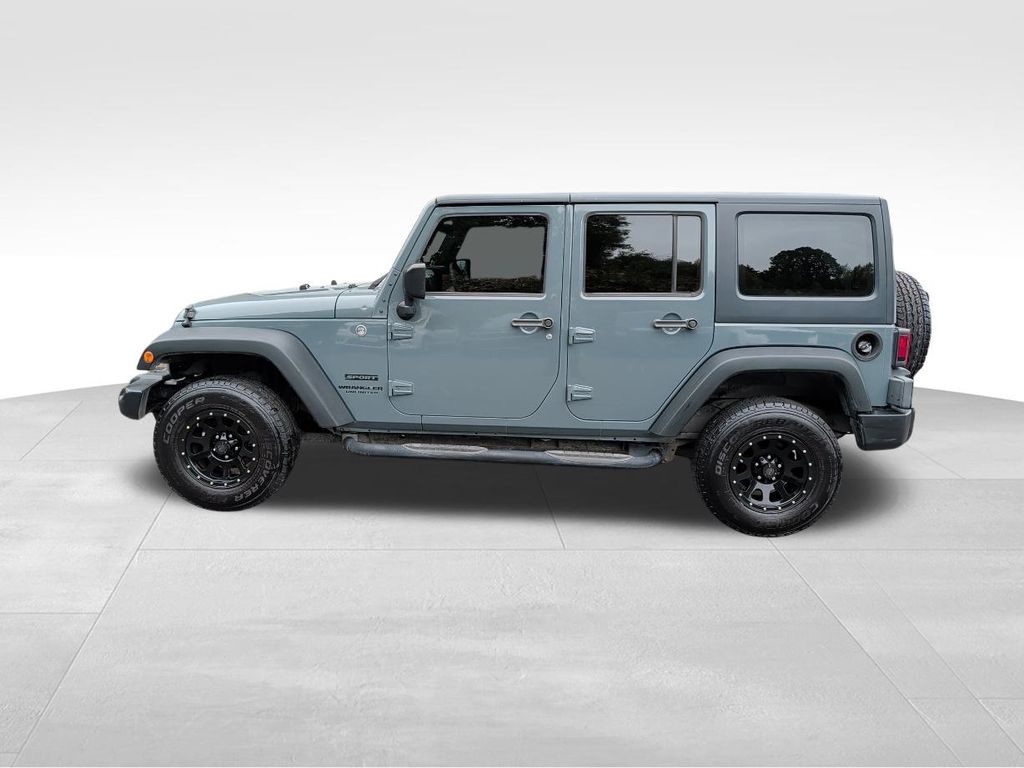 2014 Jeep Wrangler Unlimited Sport photo 2