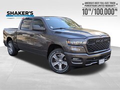 2026 Ram 1500 EXPRESS CREW CAB 4X4 5'7 BOX Pickup