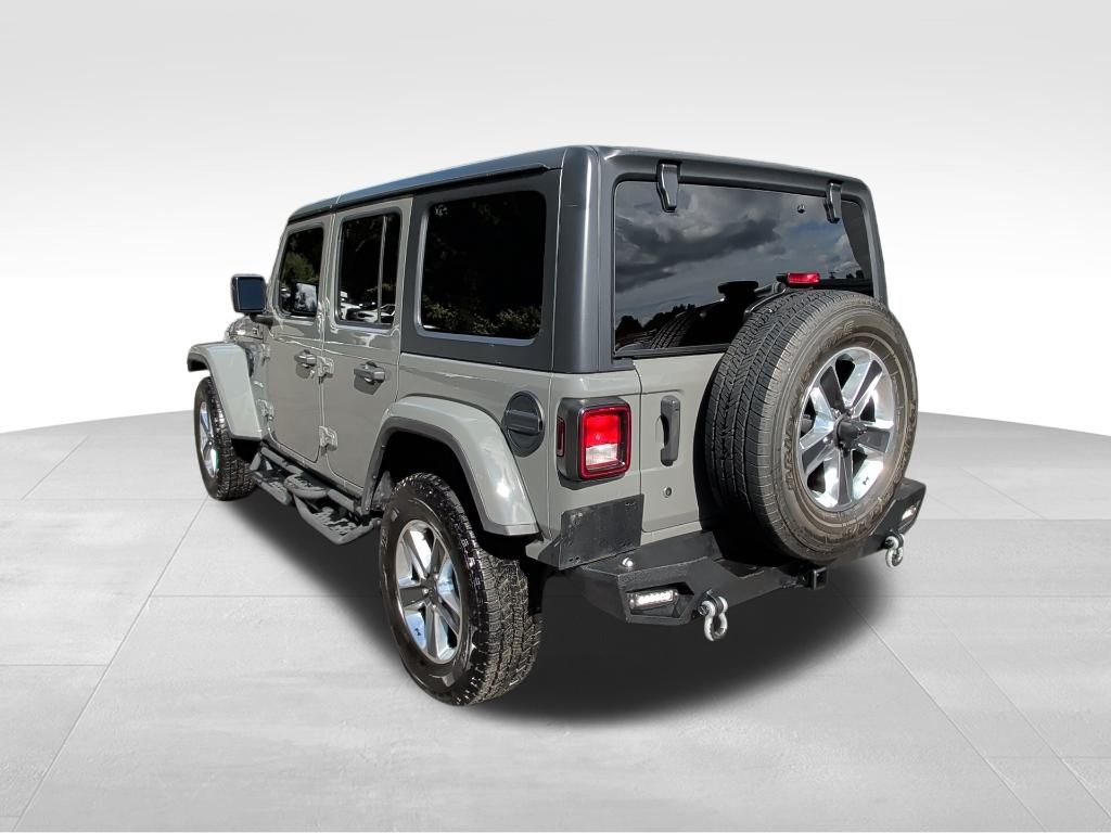 2020 Jeep Wrangler Unlimited Sahara photo 3