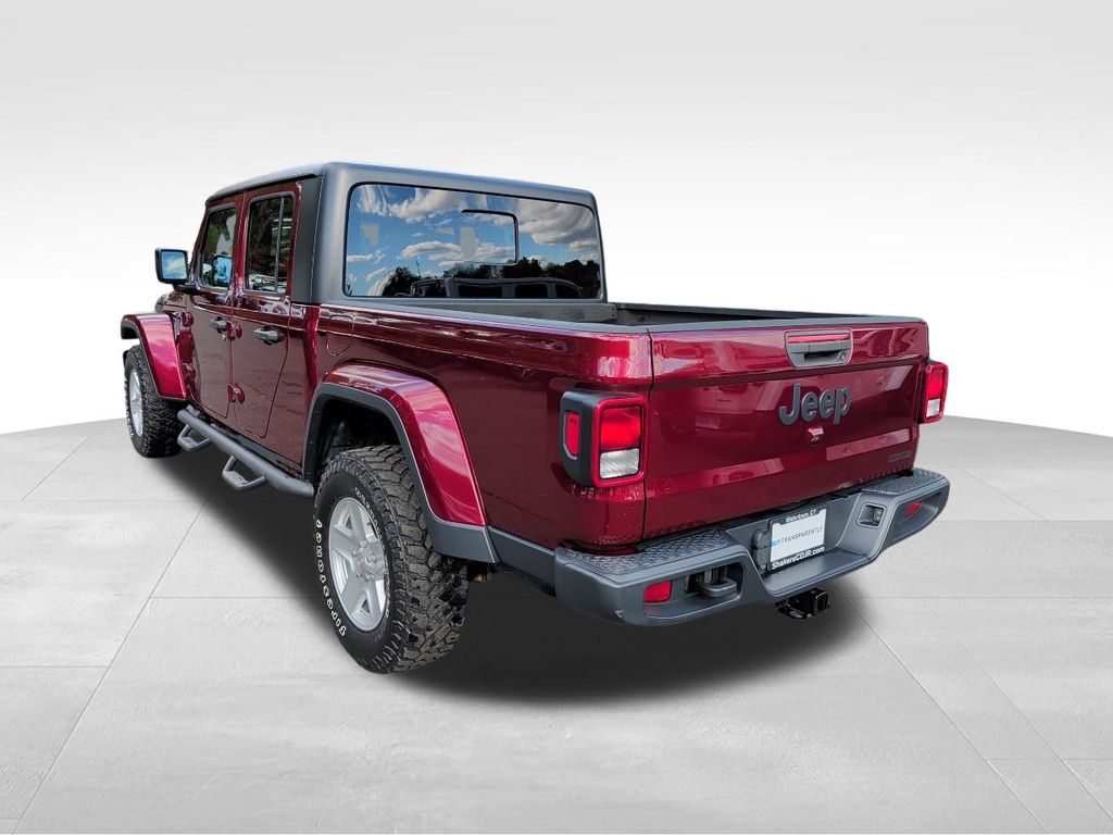 2021 Jeep Gladiator Sport photo 3