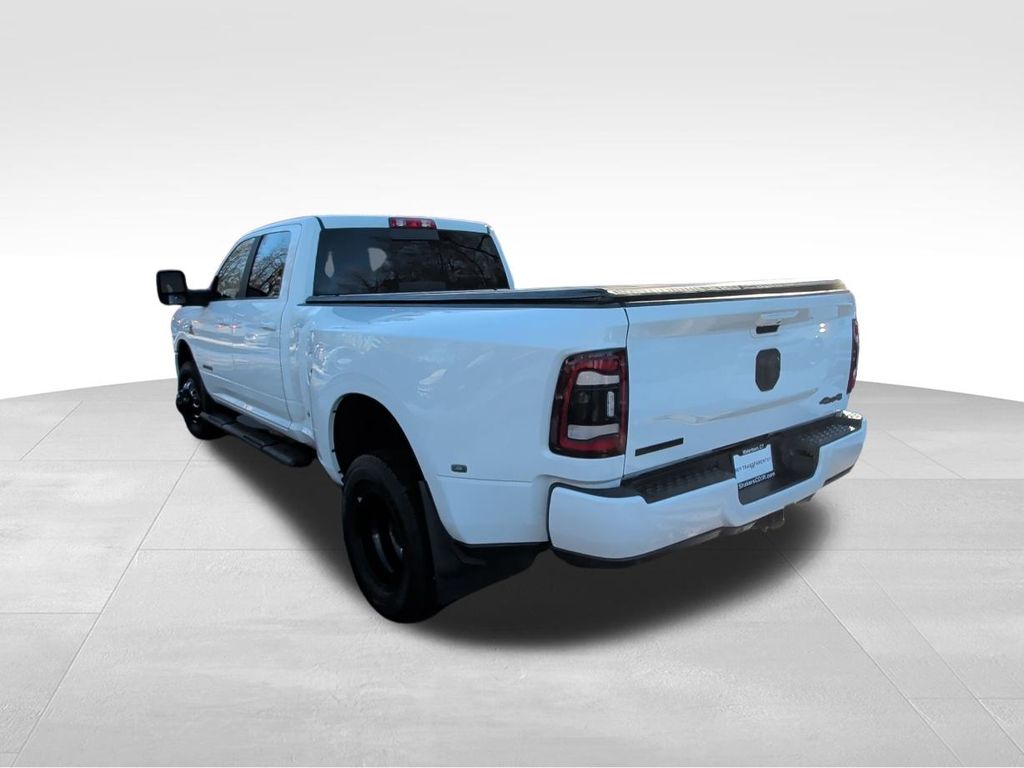 2023 Ram 3500 Big Horn photo 3