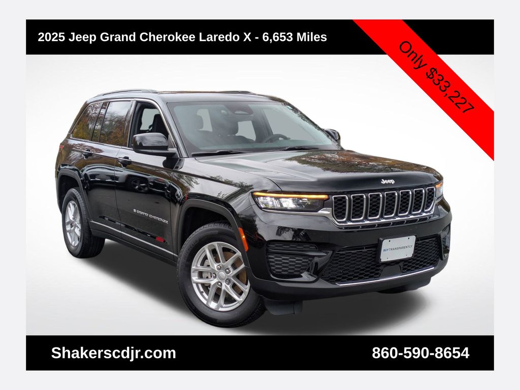 2025 Jeep Grand Cherokee Laredo's photo