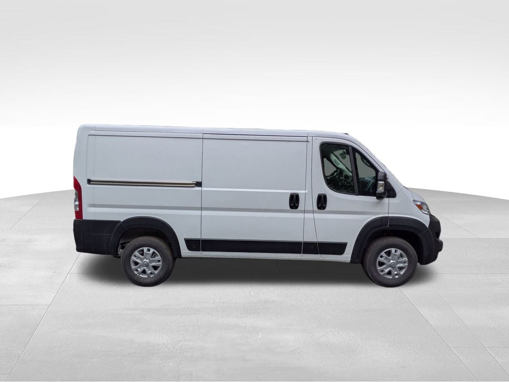 New 2025 Ram ProMaster PROMASTER 1500 SLT CARGO VAN LOW ROOF 136' WB Cargo Van