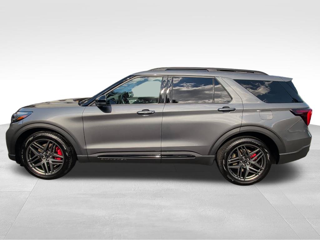 Used 2025 Ford Explorer ST SUV