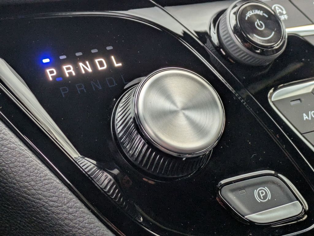 2026 Chrysler Pacifica Select - Photo 22