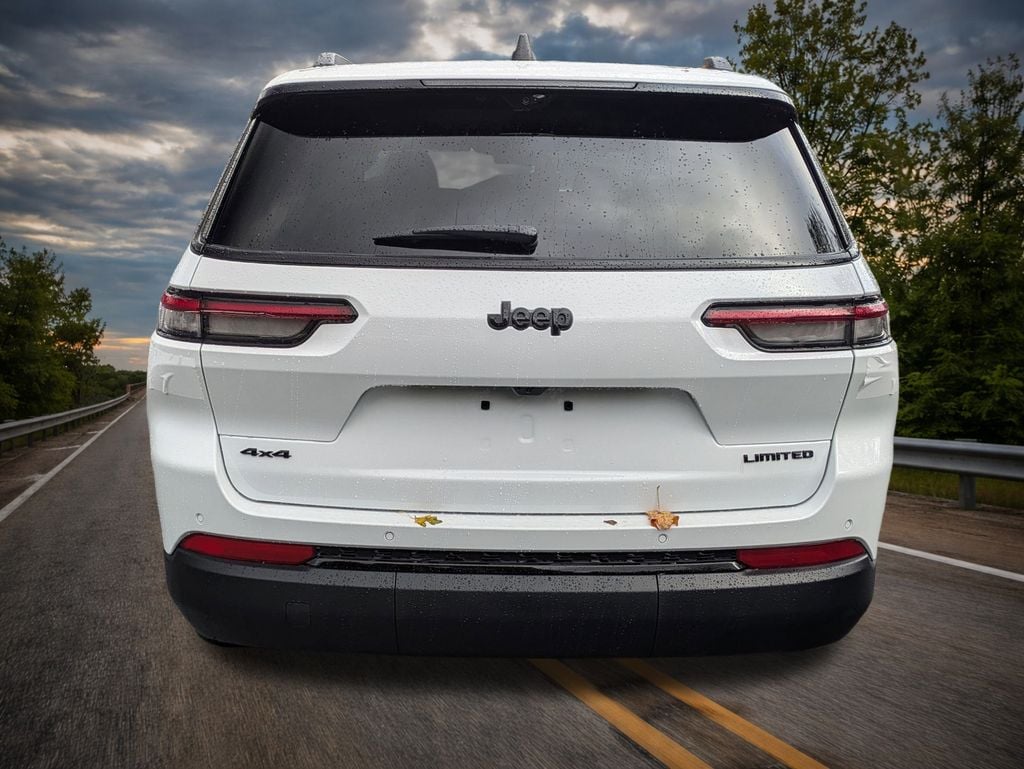 New 2025 Jeep Grand Cherokee L LIMITED 4X4 Sport Utility