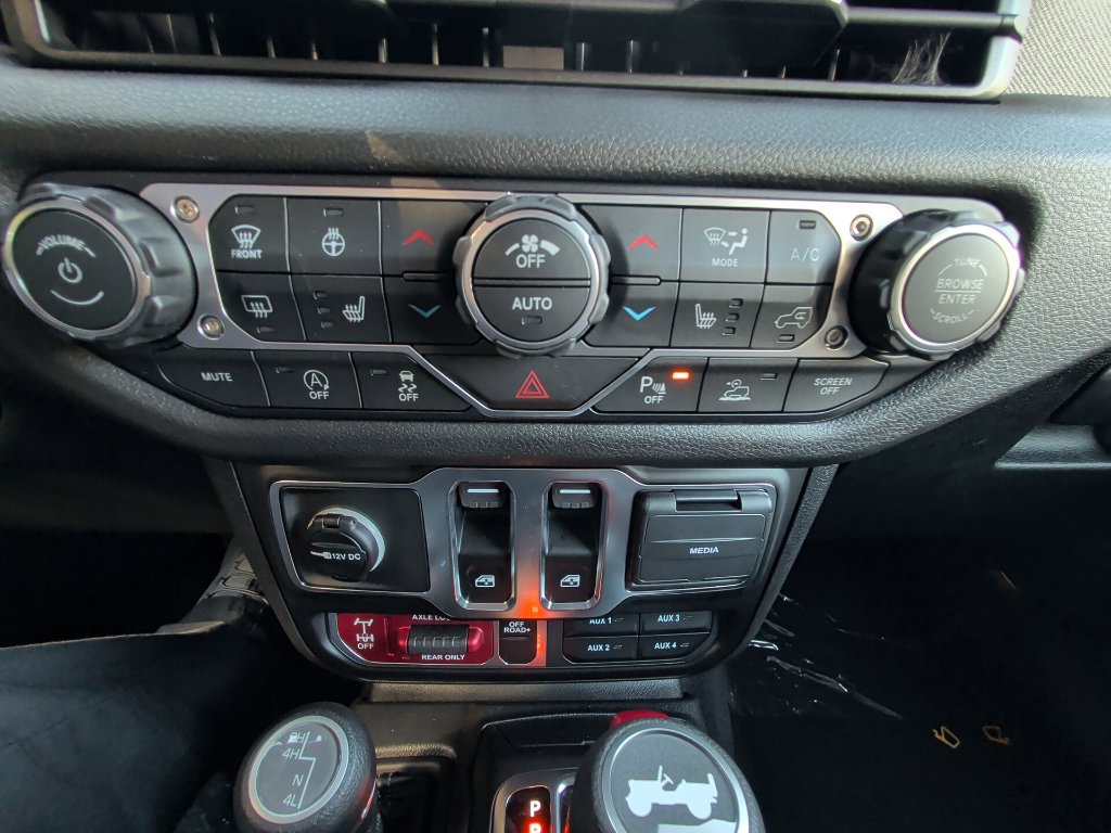 2026 Jeep Wrangler 2-Door Willys - Photo 23