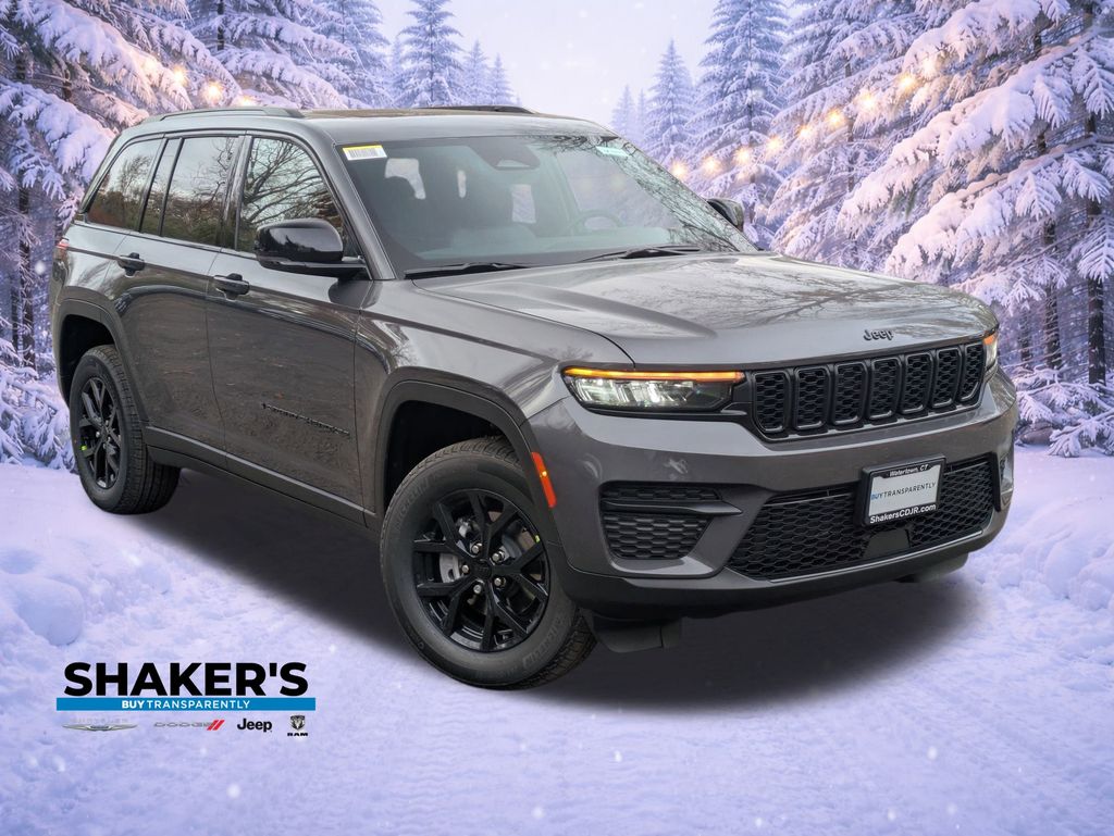 2025 Jeep Grand Cherokee Altitude's photo