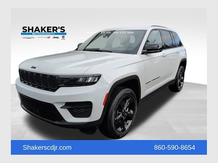 2024 Jeep Grand Cherokee Laredo SUV