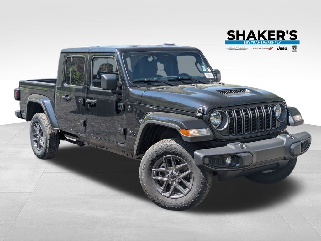 2026 Jeep Gladiator Sport S Auto's photo