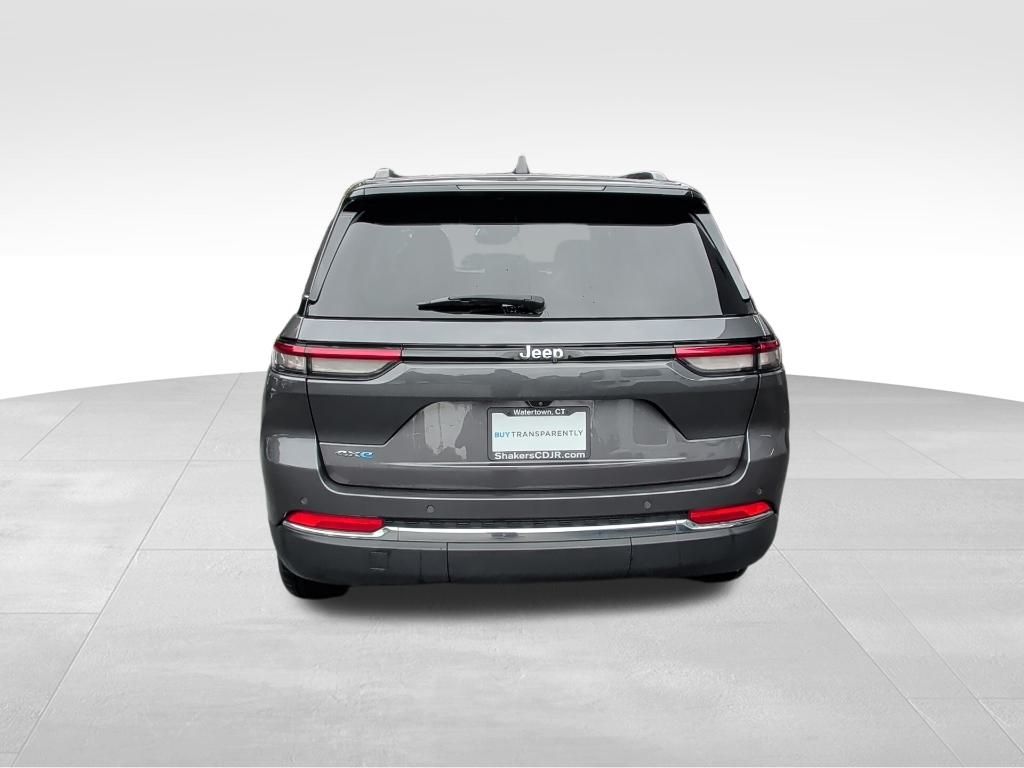 2022 Jeep Cherokee Limited 4xe photo 3
