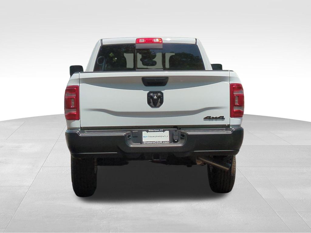 2024 Ram 2500 Tradesman photo 4