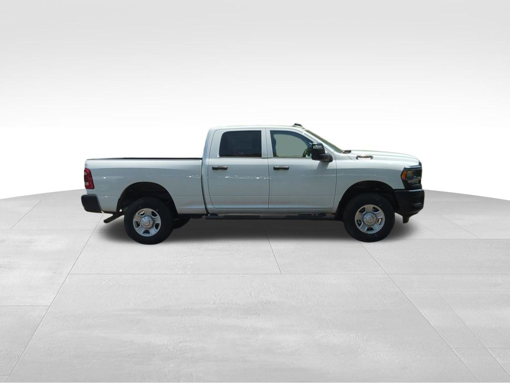 2024 Ram 2500 Tradesman photo 2