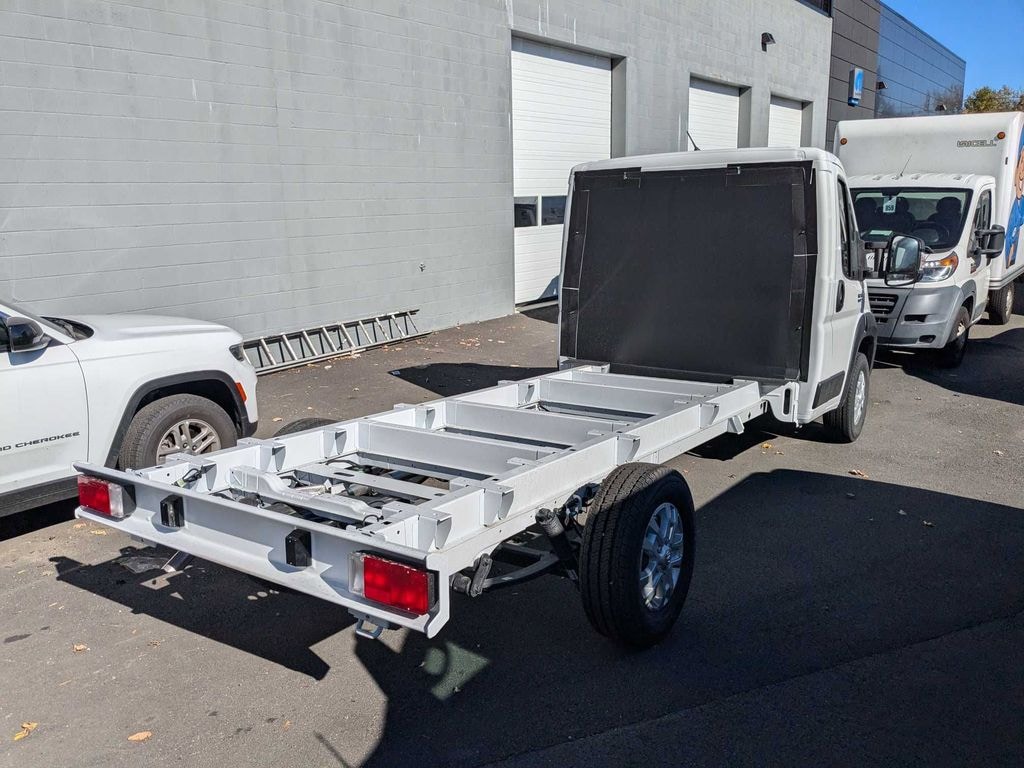 New 2024 Ram ProMaster PROMASTER 3500 SLT CUTAWAY 159' WB EXT / 104' CA Pickup