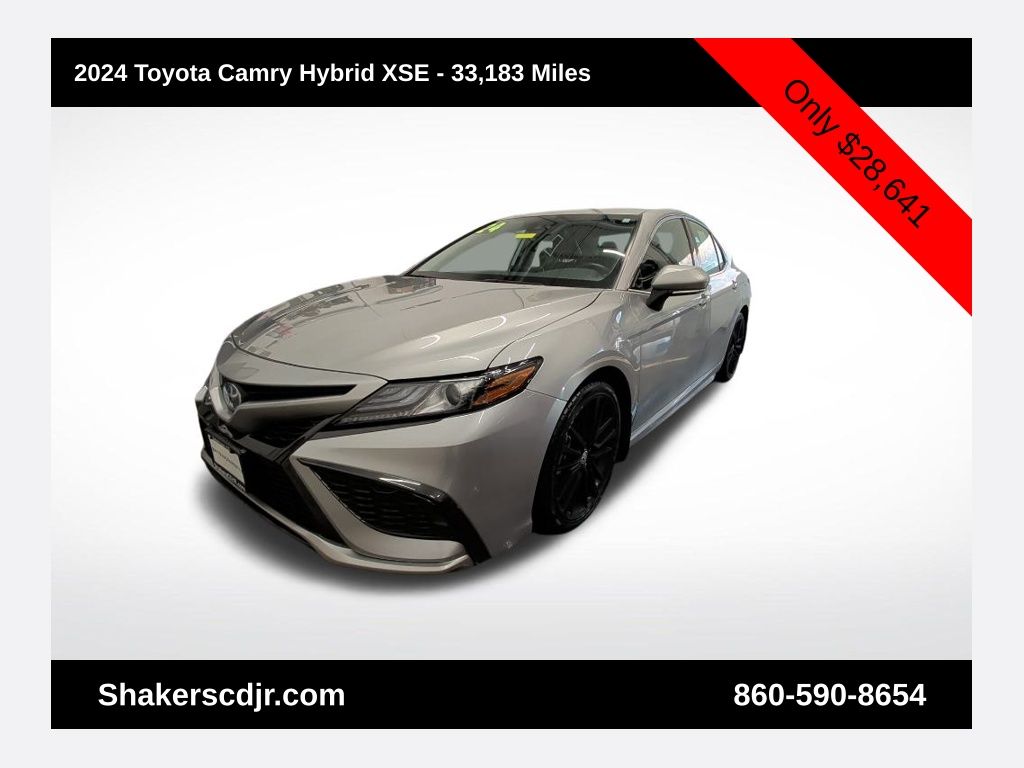 2024 Toyota Camry XSE's photo