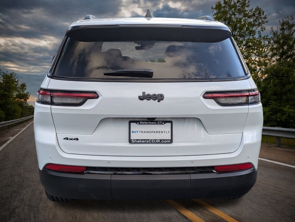New 2025 Jeep Grand Cherokee L ALTITUDE X 4X4 Sport Utility