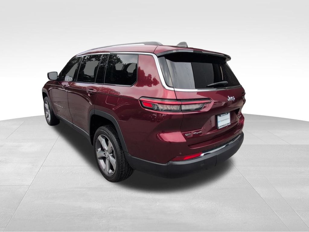 2022 Jeep Grand Cherokee Limited photo 2