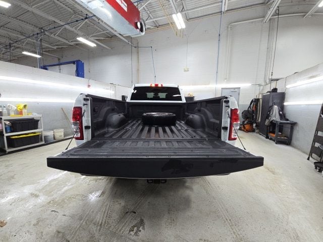 2024 RAM Ram 3500 Pickup Big Horn - Photo 7