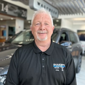 Staff member Jay Steeves from ID_c0898e01fbb3