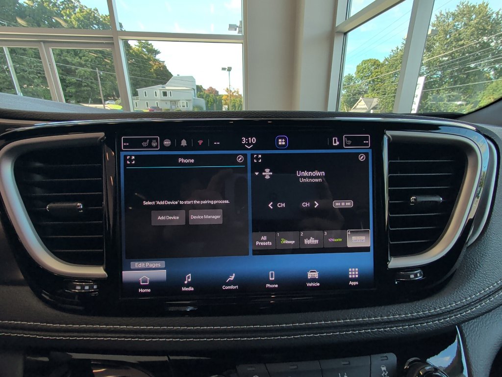 2026 Chrysler Pacifica Select - Photo 21