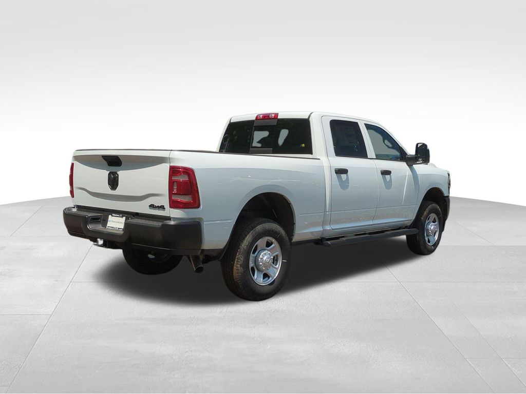 2024 Ram 2500 Tradesman photo 3