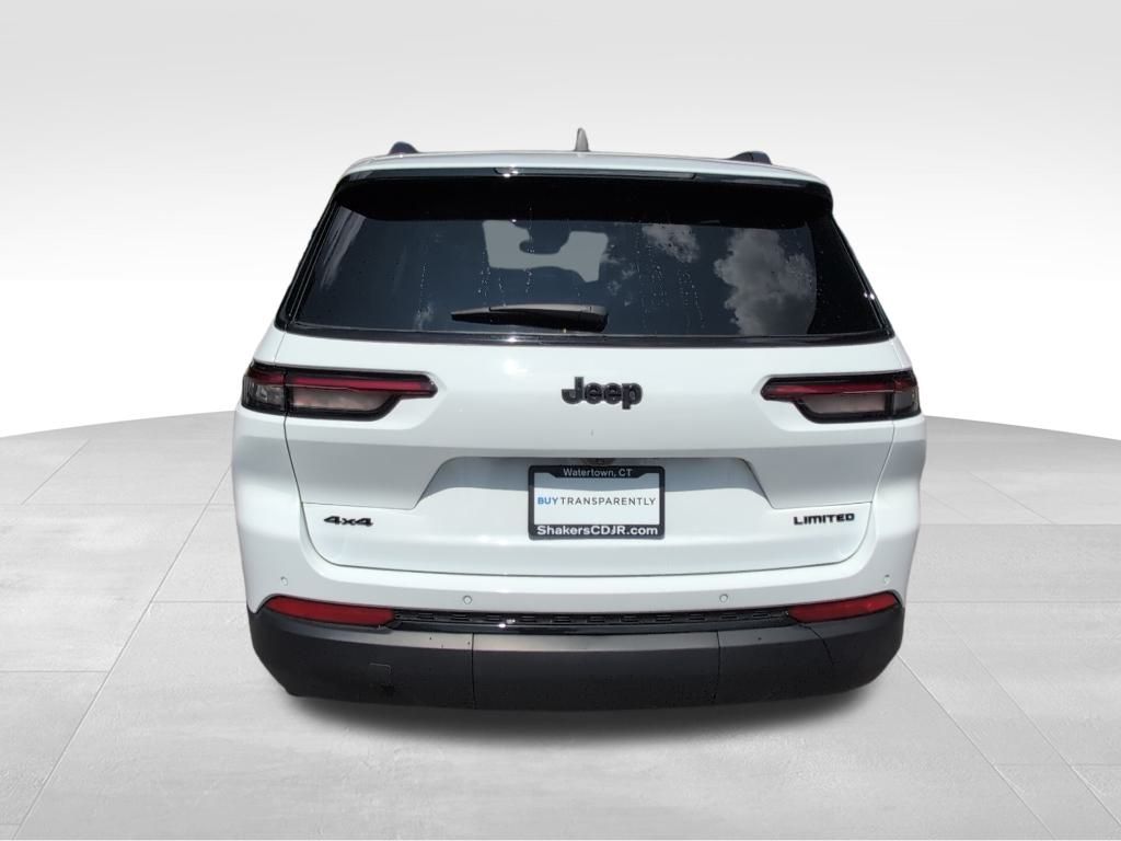 2024 Jeep Grand Cherokee Limited photo 4