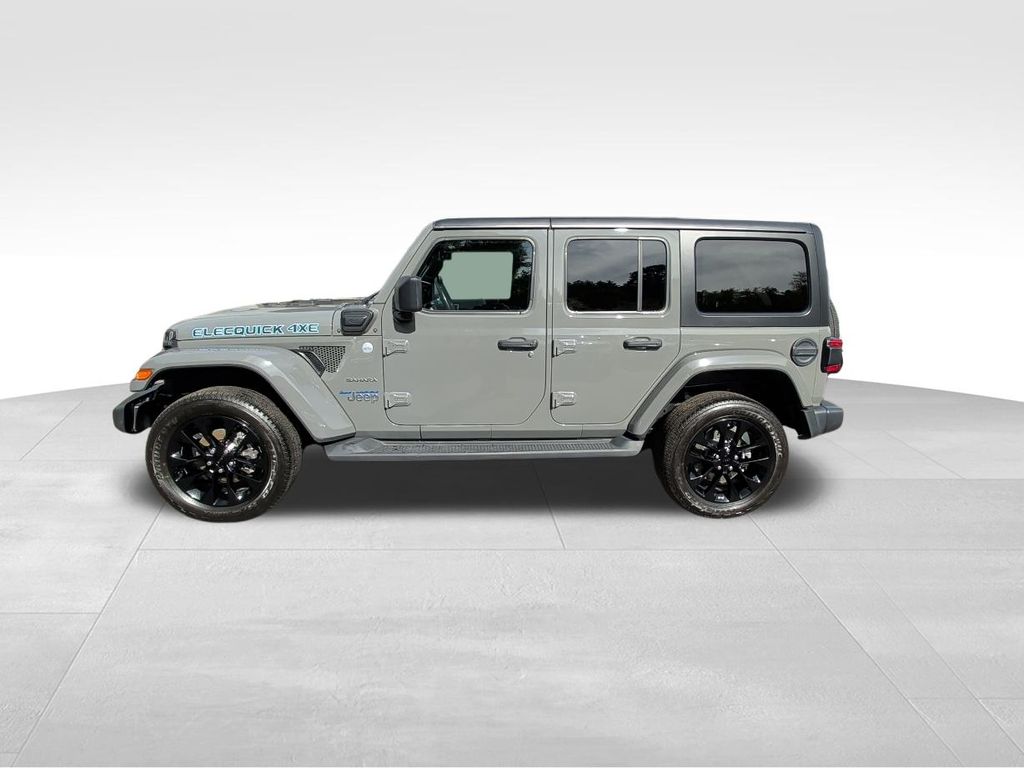 2021 Jeep Wrangler Unlimited Sahara 4xe photo 2