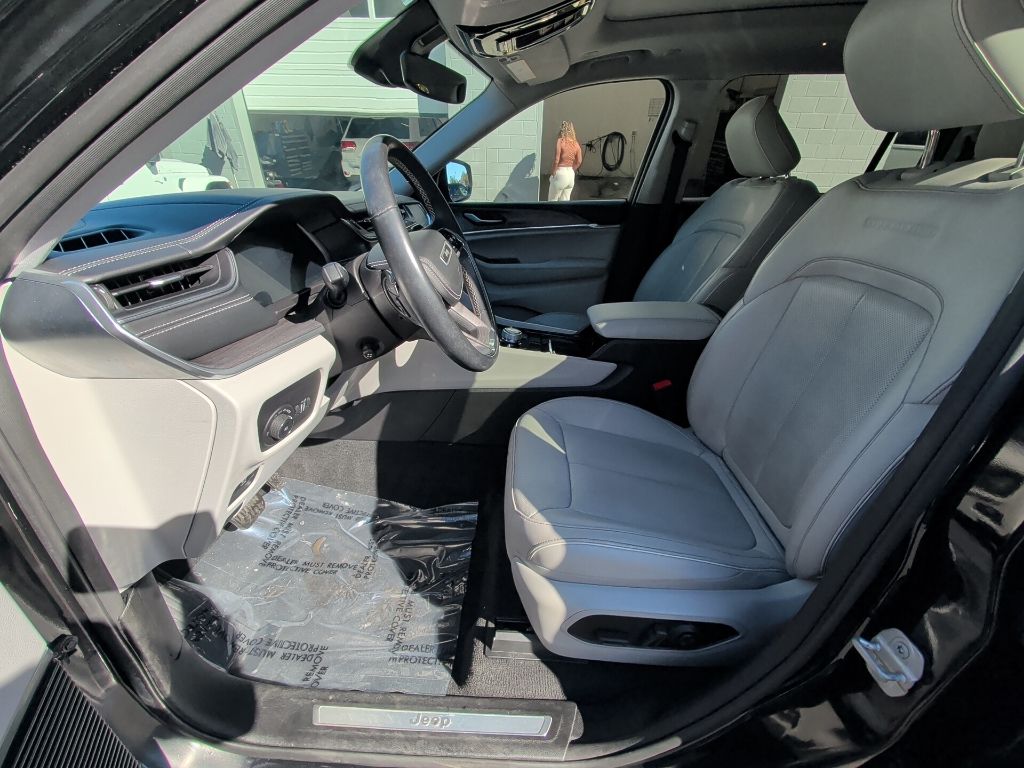 2022 Jeep Grand Cherokee L Overland - Photo 12
