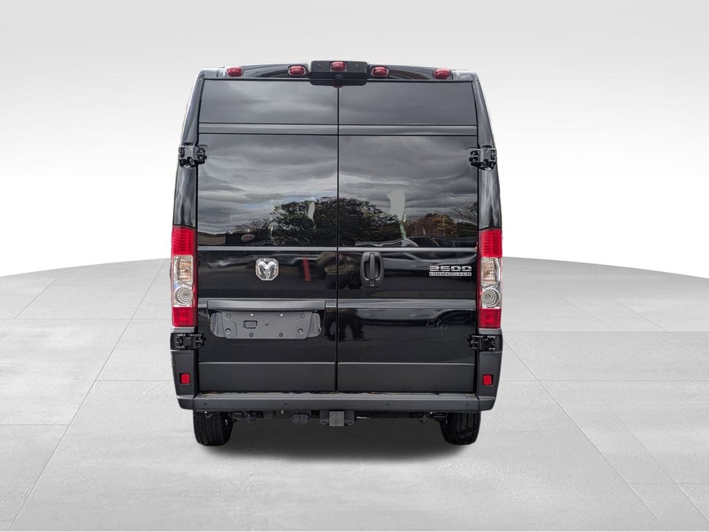 New 2025 Ram ProMaster PROMASTER 2500 SLT CARGO VAN HIGH ROOF 136' WB Cargo Van