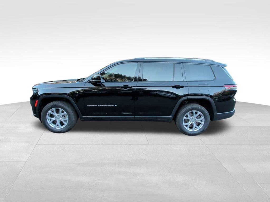 2021 Jeep Grand Cherokee Limited photo 2