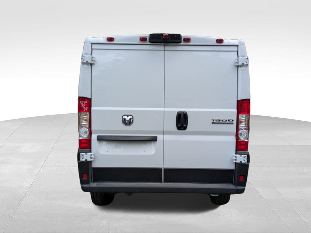 New 2025 Ram ProMaster PROMASTER 1500 SLT CARGO VAN LOW ROOF 136' WB Cargo Van