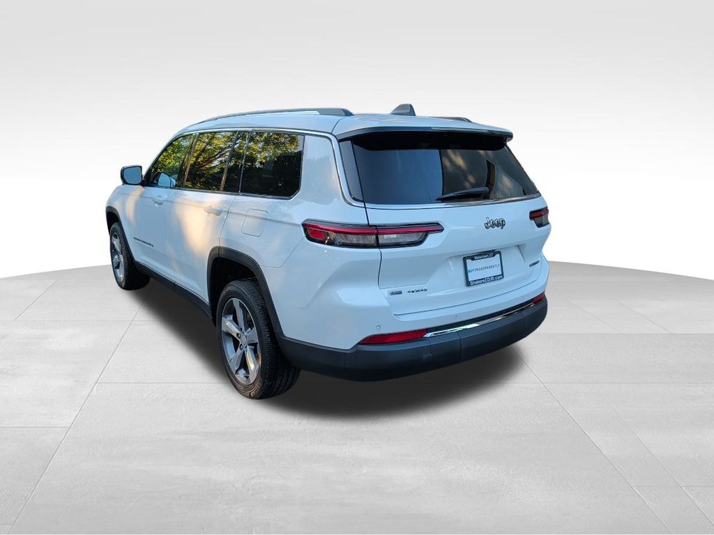 2022 Jeep Grand Cherokee Limited photo 3