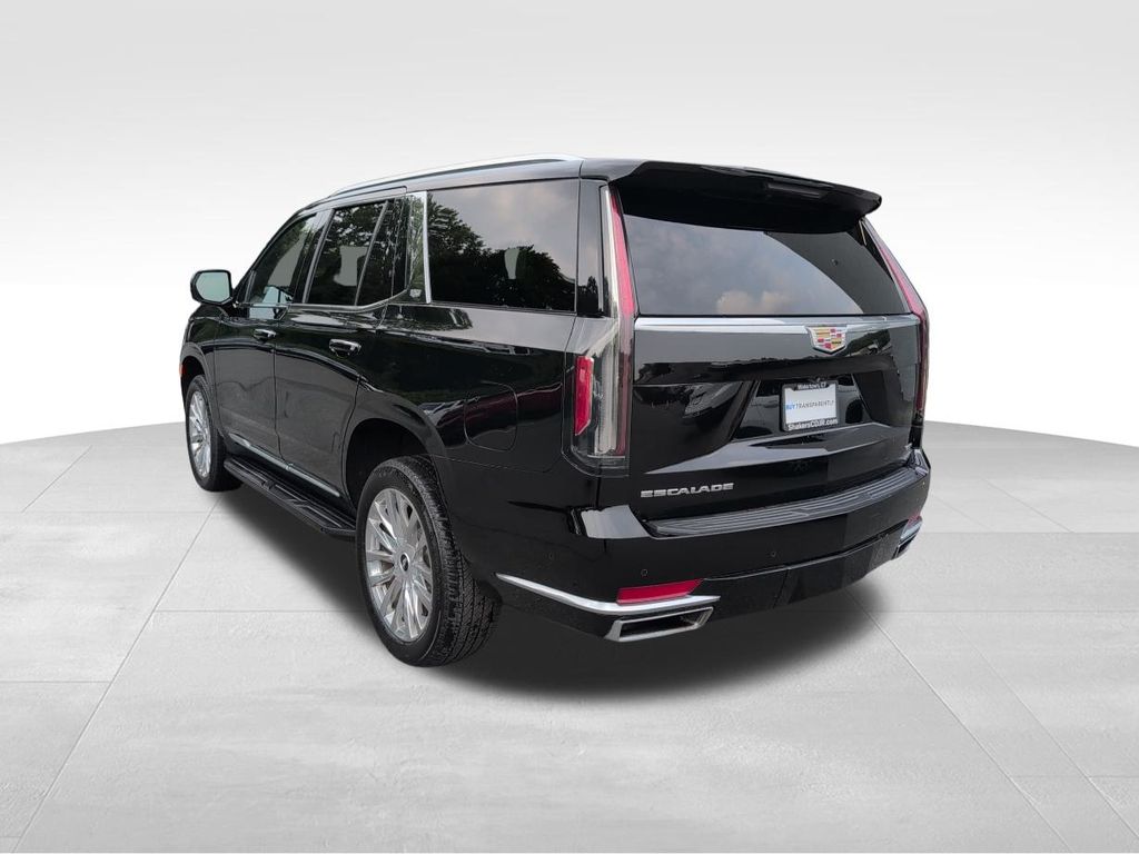 2022 Cadillac Escalade Premium Luxury photo 3