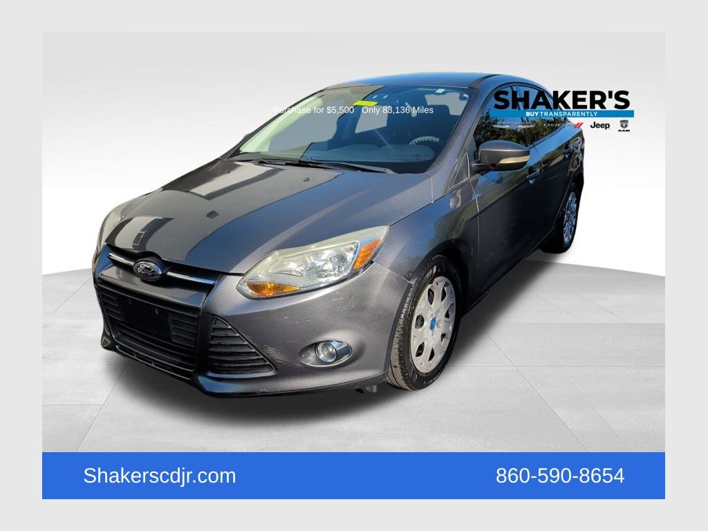 2012 Ford Focus Sedan SE's photo