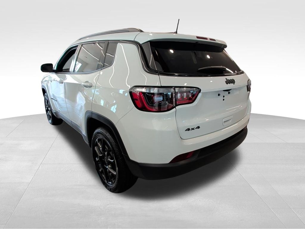 2026 Jeep Compass Altitude - Photo 2