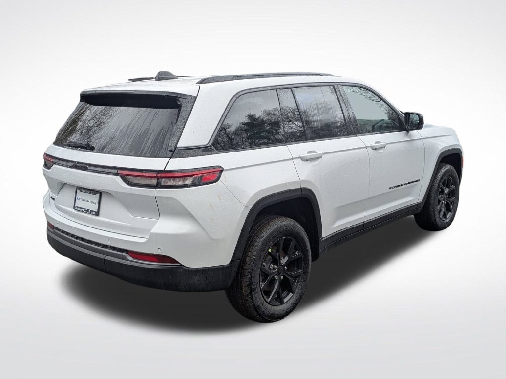2026 Jeep Grand Cherokee Laredo - Photo 3