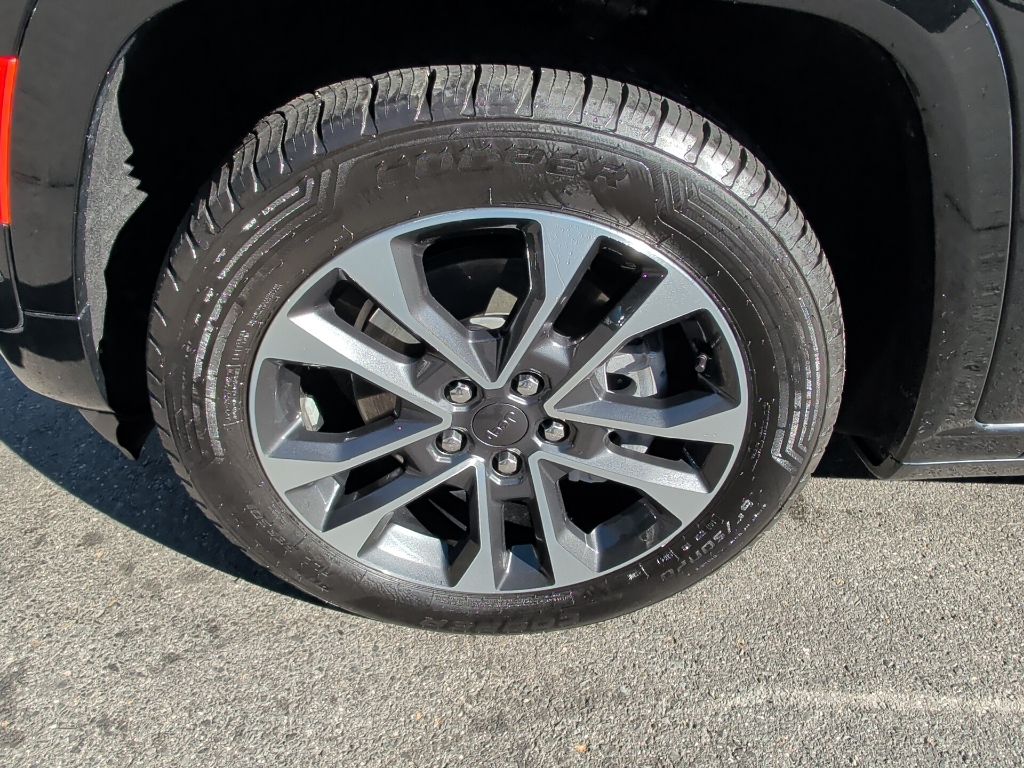 2022 Jeep Grand Cherokee L Overland - Photo 10