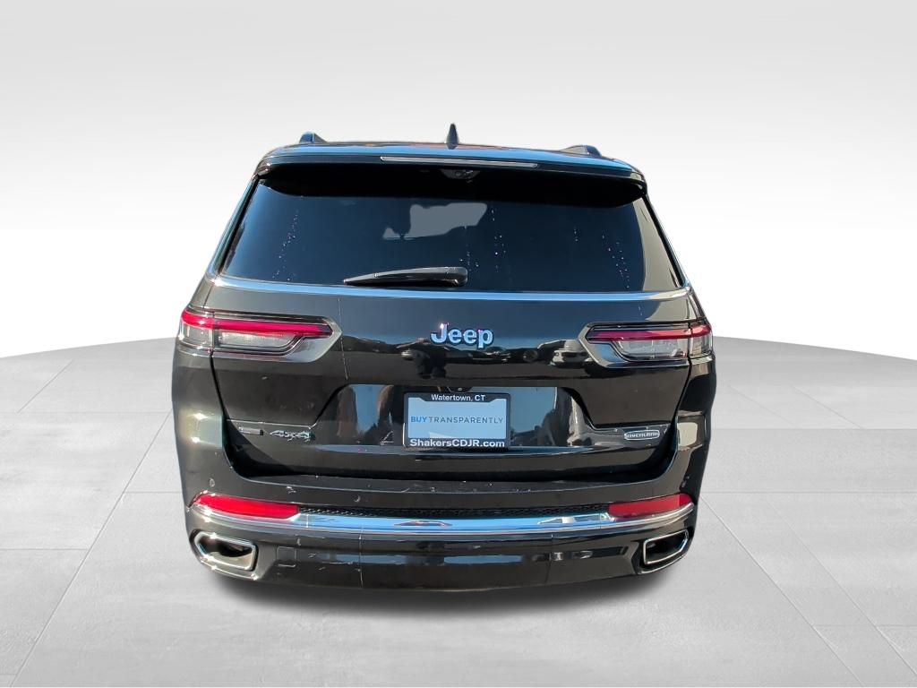 2022 Jeep Grand Cherokee Overland photo 3
