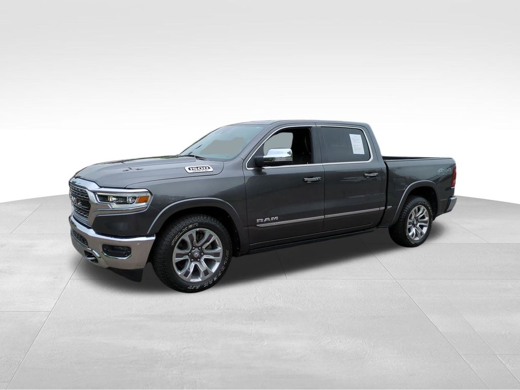 2022 Ram 1500 Limited photo 2