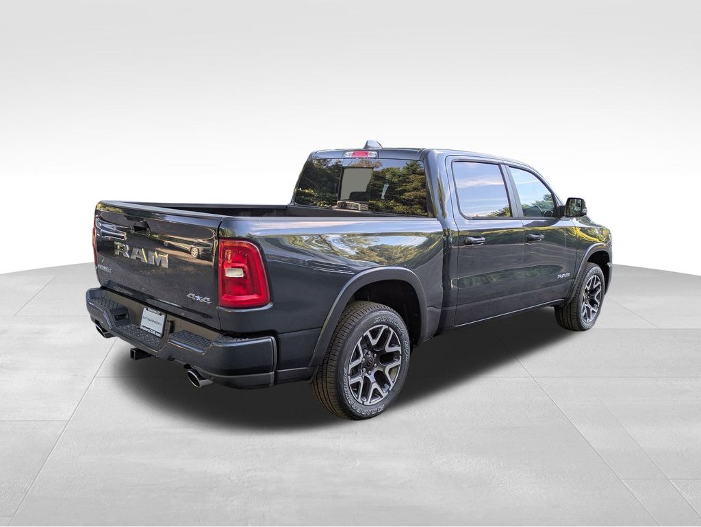 2025 Ram 1500 Laramie photo 3