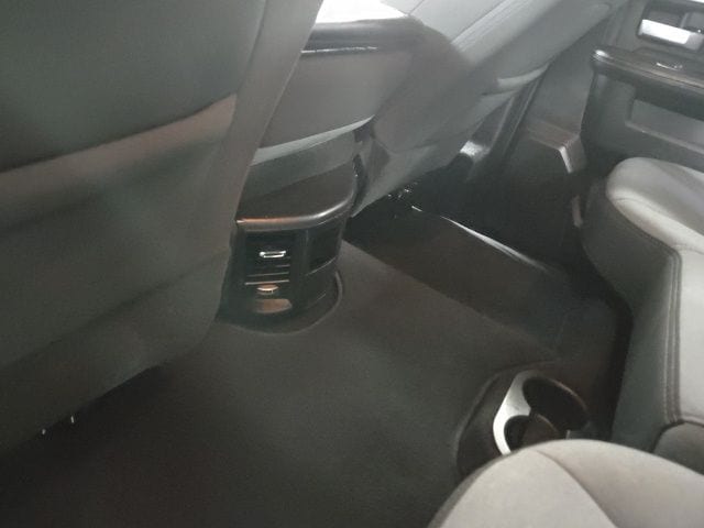 2024 RAM Ram 3500 Pickup Big Horn - Photo 29