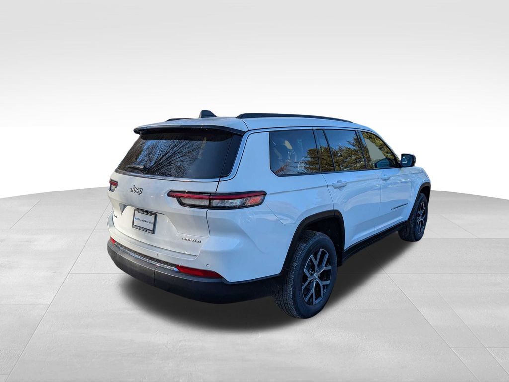 2025 Jeep Grand Cherokee Limited photo 2