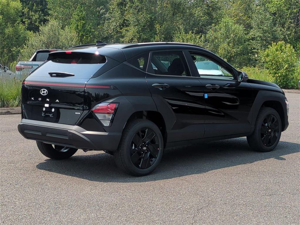 2026 Hyundai Kona SEL photo 2